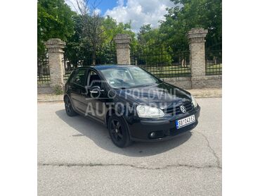 Volkswagen Golf 5, 2.750 €, 2005. Hečbek, Benzin | 1390 cm3, 266.000 km, 55kW (75 KS), Manuelni 5 brzina, 4/5 vrata, 5 sedišta, Subotica