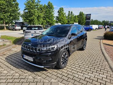 Jeep Compass LIMITED, 18.690 €, 2022. Džip/SUV, Benzin | 1332 cm3, 40.082 km, 96kW (131 KS), Manuelni 6 brzina, 4/5 vrata, 5 sedišta, Novi Sad