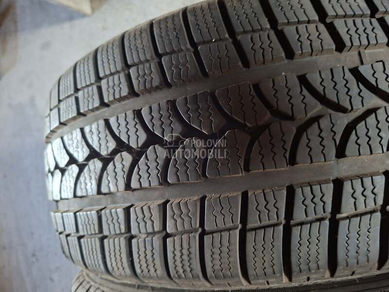 Riken 235/45 R18 Zimska
