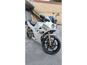 Honda Nsr 125, 850 €, 1997. , 125 cm3, 1 km, 10kW (13 KS), Sport / Super sport, Niš