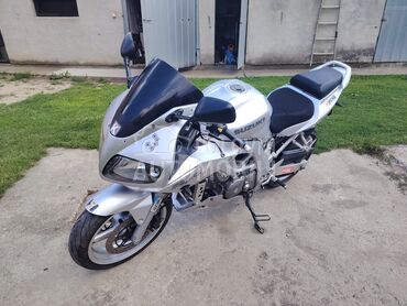 Suzuki SV650, 2.100 €, 2005. , 645 cm3, 50.900 km, 53kW (72 KS), Sport / Super sport, Čurug