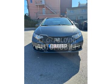 Honda Civic 1.6 D TOURER, 7.800 €, 2014. Karavan, Dizel | 1597 cm3, 256.310 km, 88kW (120 KS), Manuelni 6 brzina, 4/5 vrata, 5 sedišta, Novi Beograd