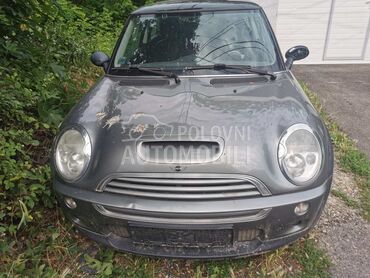 MINI Cooper S, 3.200 €, 2003. Hečbek, Benzin | 1598 cm3, 169.000 km, 120kW (163 KS), Manuelni 6 brzina, 2/3 vrata, 4 sedišta, Beograd