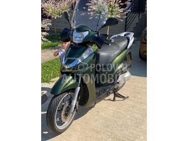Honda SH  300 Moze na rate (može zamena), 2.000 €, 2008. , 300 cm3, 50.000 km, 22kW (30 KS), Scooter, Kruševac