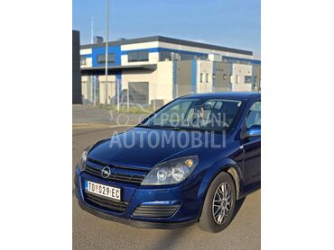 Opel Astra H, 2.100 €, 2005. Hečbek, Benzin | 1598 cm3, 240.000 km, 77kW (105 KS), Manuelni 5 brzina, 4/5 vrata, 5 sedišta, Gornja Trnava