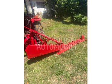 Kuhn 2.45m, 3.000 €, 2000. , Kose, Ratarstvo, Nošena, Užice