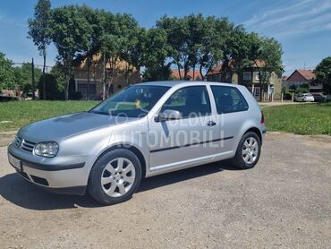 Volkswagen Golf 4, 1.650 €, 2001. Hečbek, Benzin | 1390 cm3, 257.000 km, 55kW (75 KS), Manuelni 5 brzina, 2/3 vrata, 5 sedišta, Bela Crkva