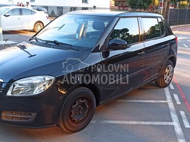 Škoda Fabia 1.2, 2.900 €, 2009. Hečbek, Benzin | 1198 cm3, 241.702 km, 51kW (69 KS), Manuelni 5 brzina, 4/5 vrata, 5 sedišta, Čačak