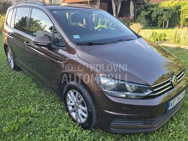 Volkswagen Touran DSG, 10.300 €, 2016. Monovolumen (MiniVan), Dizel | 1968 cm3, 296.000 km, 110kW (150 KS), Automatski / poluautomatski, 4/5 vrata, 7 sedišta, Novi Sad