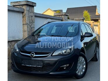 Opel Astra J 1.6 CDTI COSMO (može zamena), 5.999 €, 2015. Karavan, Dizel | 1598 cm3, 178.432 km, 81kW (110 KS), Manuelni 6 brzina, 4/5 vrata, 5 sedišta, Vrčin