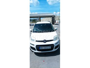 Fiat Panda, 3.700 €, 2012. Hečbek, Benzin + Metan (CNG) | 875 cm3, 242.000 km, 63kW (85 KS), Manuelni 6 brzina, 4/5 vrata, 5 sedišta, Beograd