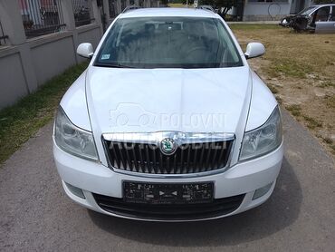 Škoda Octavia 1.6 tdi, 2.300 €, 2011. Karavan, Dizel | 1598 cm3, 450.000 km, 77kW (105 KS), Automatski / poluautomatski, 4/5 vrata, 5 sedišta, Beograd