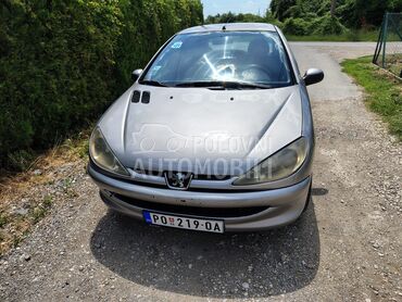 Peugeot 206, 1.550 €, 2004. Hečbek, Benzin + Gas (TNG) | 1360 cm3, 260.000 km, 55kW (75 KS), Manuelni 5 brzina, 4/5 vrata, 5 sedišta, Požarevac