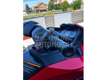 Sea-Doo 260RS, 9.000 €, 2014. , Vodeni skuter, Kompozitna vlakna, Dužina: 3.54 m, Širina: 1.22 m, Visina: 0.25 m, Beograd