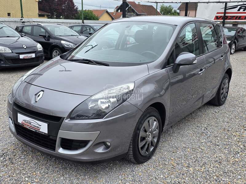 Renault Scenic 2011 photo 4