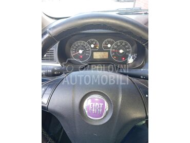 Fiat Grande Punto 1.3 multijet, 2.700 €, 2008. Hečbek, Dizel | 1248 cm3, 288.000 km, 55kW (75 KS), Manuelni 5 brzina, 4/5 vrata, 5 sedišta, Aranđelovac
