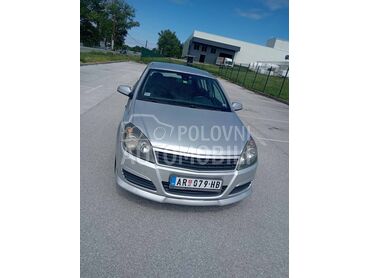Opel Astra H, 2.350 €, 2004. Hečbek, Benzin | 1598 cm3, 248.000 km, 77kW (105 KS), Manuelni 5 brzina, 4/5 vrata, 5 sedišta, Aranđelovac