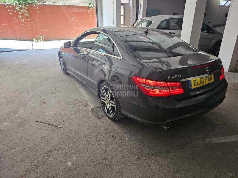 Stop svetla w207 kupe za Mercedes Benz E Klasa, E 200, E 220 ... od 2009. do 2013. god.