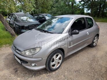 Peugeot 206 1.6 16v (može zamena), 950 €, 2004. Hečbek, Benzin | 1587 cm3, 224.000 km, 80kW (109 KS), Manuelni 5 brzina, 2/3 vrata, 5 sedišta, Čačak