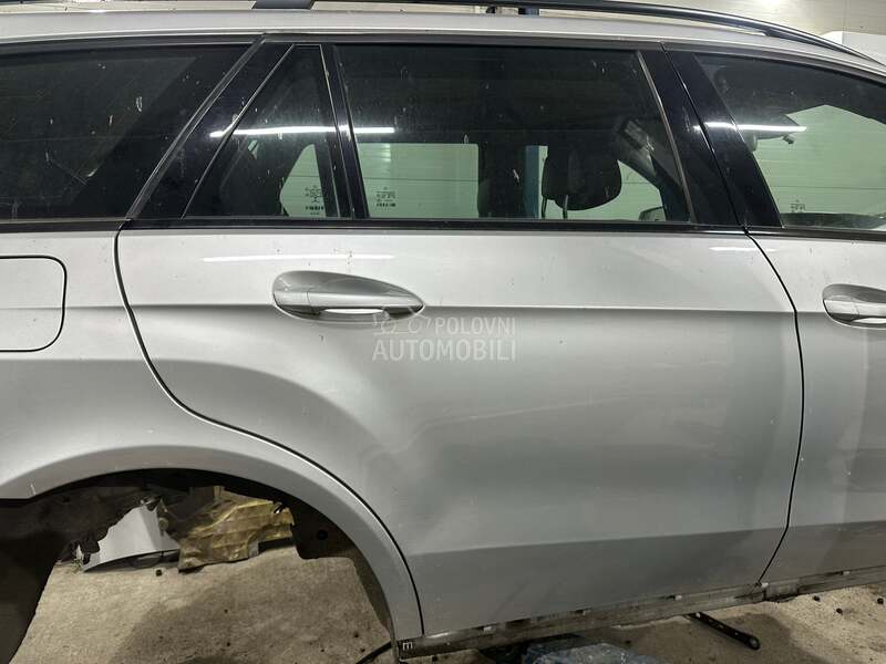 Zadnja desna vrata W212 karavan za Mercedes Benz E Klasa