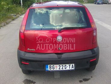 Fiat Punto, 1.400 €, 2011. Hečbek, Benzin | 1242 cm3, 119.000 km, 44kW (60 KS), Manuelni 5 brzina, 4/5 vrata, 5 sedišta, Lazarevac