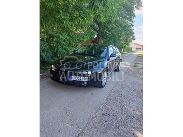 Alfa Romeo 159 SW q2, 2.999 €, 2008. Karavan, Dizel | 1910 cm3, 176.550 km, 110kW (150 KS), Manuelni 6 brzina, 4/5 vrata, 5 sedišta, Obrenovac