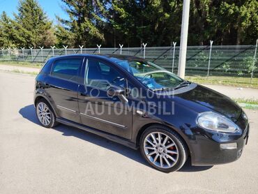 Fiat Grande Punto, 3.900 €, 2013. Limuzina, Benzin | 1368 cm3, 162.232 km, 99kW (135 KS), Manuelni 5 brzina, 4/5 vrata, 5 sedišta, Niš