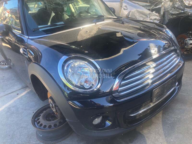 Prednji branik za MINI Cooper od 2007. do 2014. god.