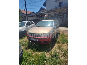 Fiat Punto, 650 €, 2007. Hečbek, Benzin + Gas (TNG) | 1243 cm3, 200.000 km, 44kW (60 KS), Manuelni 5 brzina, 4/5 vrata, 4 sedišta, Beograd
