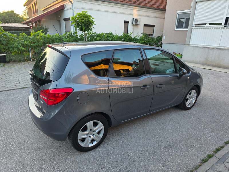 Opel Meriva 2015 photo 4