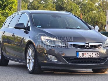 Opel Astra J (može zamena), 4.799 €, 2011. Karavan, Dizel | 1956 cm3, 203.000 km, 121kW (165 KS), Automatski / poluautomatski, 4/5 vrata, 5 sedišta, Šabac