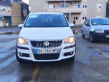 Volkswagen Cross Touran 2.0 TDI, 5.000 €, 2007. Monovolumen (MiniVan), Dizel | 1968 cm3, 250.000 km, 103kW (140 KS), Automatski / poluautomatski, 4/5 vrata, 5 sedišta, Borča