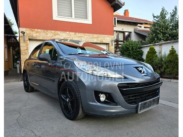 Peugeot 207 1.4, 3.490 €, 2010. Hečbek, Benzin | 1360 cm3, 190.000 km, 55kW (75 KS), Manuelni 5 brzina, 4/5 vrata, 5 sedišta, Novi Beograd