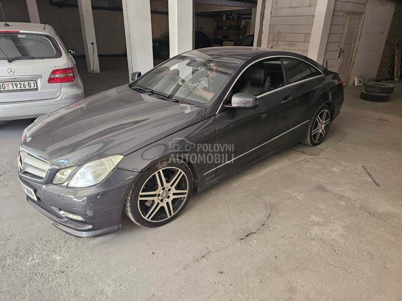 Vrata w207 za Mercedes Benz E Klasa, E 200, E 220 ... od 2009. do 2013. god.