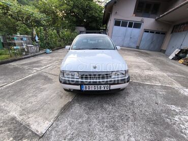 Opel Vectra A 2.0i GT, 1.250 €, 1992. Limuzina, Benzin | 1998 cm3, 166.000 km, 85kW (116 KS), Manuelni 5 brzina, 4/5 vrata, 5 sedišta, Donji Milanovac