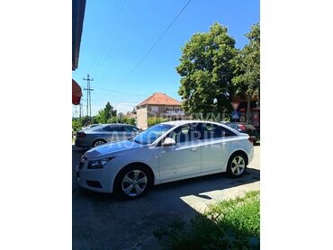 Chevrolet Cruze (može zamena), 5.099 €, 2011. Limuzina, Dizel | 1998 cm3, 212.352 km, 120kW (163 KS), Automatski / poluautomatski, 4/5 vrata, 5 sedišta, Vršac