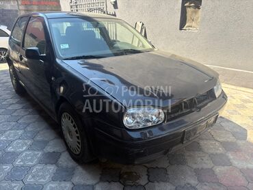 Volkswagen Golf 4 Matic, 500 €, 2002. Hečbek, Dizel | 1896 cm3, 300.000 km, 96kW (131 KS), Automatski / poluautomatski, 2/3 vrata, 5 sedišta, Beograd