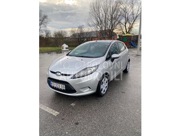 Ford Fiesta, 3.300 €, 2010. Hečbek, Benzin | 1242 cm3, 229.690 km, 60kW (82 KS), Manuelni 5 brzina, 4/5 vrata, 5 sedišta, Kruševac