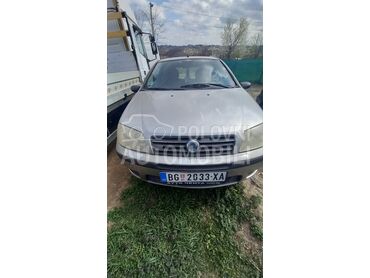 Fiat Punto (može zamena), 1.100 €, 2003. Hečbek, Benzin | 1242 cm3, 210.000 km, 44kW (60 KS), Manuelni 5 brzina, 2/3 vrata, 5 sedišta, Beograd