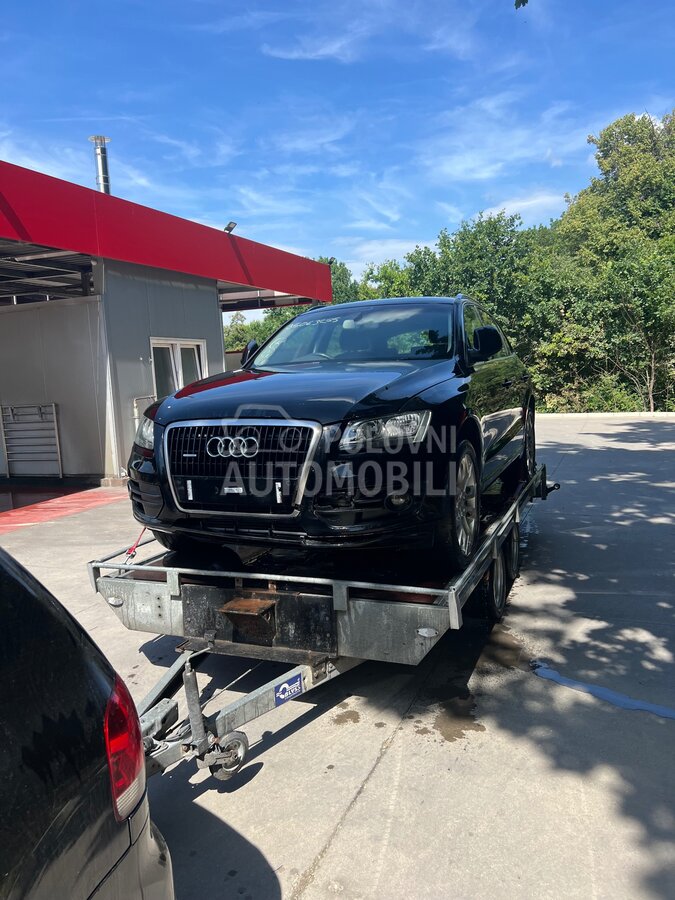 stakla kvake vrata hauba far za Audi Q5