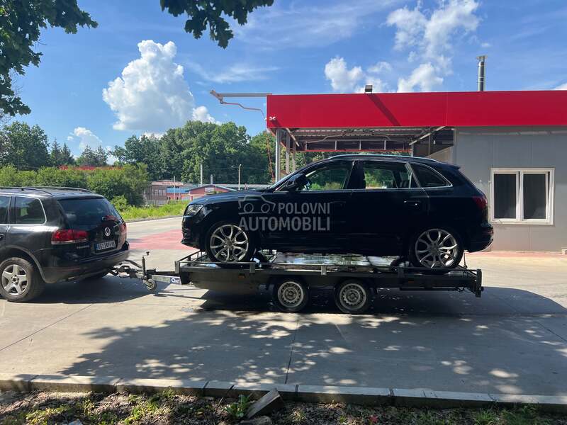 Audi Q5 - kompletan auto u delovima