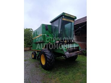 John Deere 975 (može zamena), 100 €, 1985. , Standardni kombajn, 110kW (150 KS), Ratarstvo, Jagodina