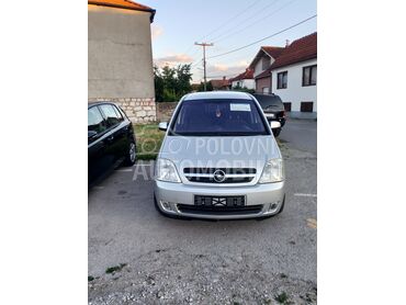Opel Meriva, 1.900 €, 2004. Monovolumen (MiniVan), Dizel | 1686 cm3, 263.814 km, 74kW (101 KS), Manuelni 5 brzina, 4/5 vrata, 5 sedišta, Pirot