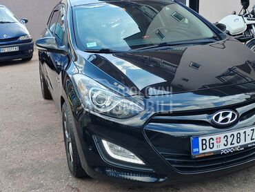 Hyundai i30 (može zamena), 6.990 €, 2013. Karavan, Benzin | 1598 cm3, 180.000 km, 99kW (135 KS), Manuelni 6 brzina, 4/5 vrata, 5 sedišta, Zvezdara