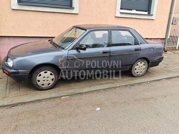 Daihatsu Applause 1.6  XI, 1.000 €, 1991. Limuzina, Benzin | 1589 cm3, 165.734 km, 67kW (91 KS), Manuelni 5 brzina, 4/5 vrata, 5 sedišta, Zaječar