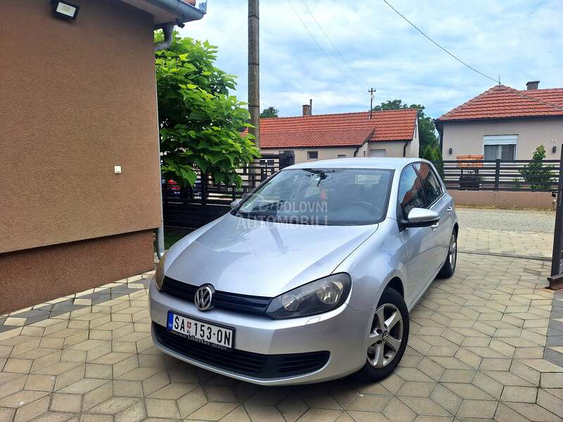 Volkswagen Golf 2009 photo 2