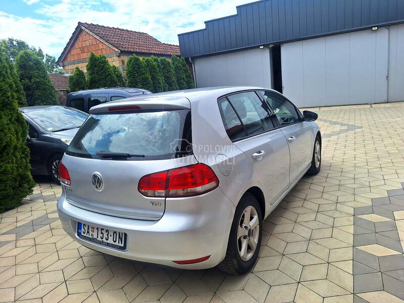 Volkswagen Golf 2009 photo 3