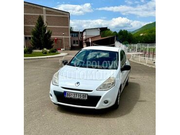 Renault Clio 1.5 dci, 2.800 €, 2010. Hečbek, Dizel | 1461 cm3, 288.113 km, 66kW (90 KS), Manuelni 5 brzina, 2/3 vrata, 5 sedišta, Beograd