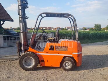 Hanomag Podize 3.5t (može zamena), 6.300 €, 1988. , Viljuškar, Loznica