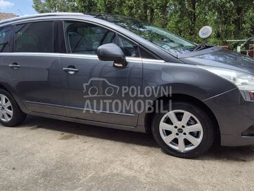 Peugeot 5008, 4.500 €, 2010. Monovolumen (MiniVan), Dizel | 1560 cm3, 225.000 km, 80kW (109 KS), Manuelni 6 brzina, 4/5 vrata, 7 sedišta, Buđanovci